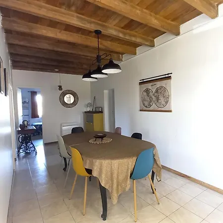 Villa Chez Louise Barry-d'Islemade